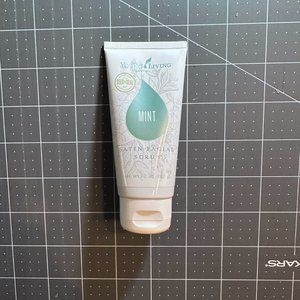 Young Living Satin Facial Scrub - Mint